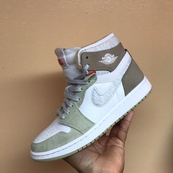 Air Jordan 1 High Zoom CMFT “Olive Aura” - Picture 10 of 17